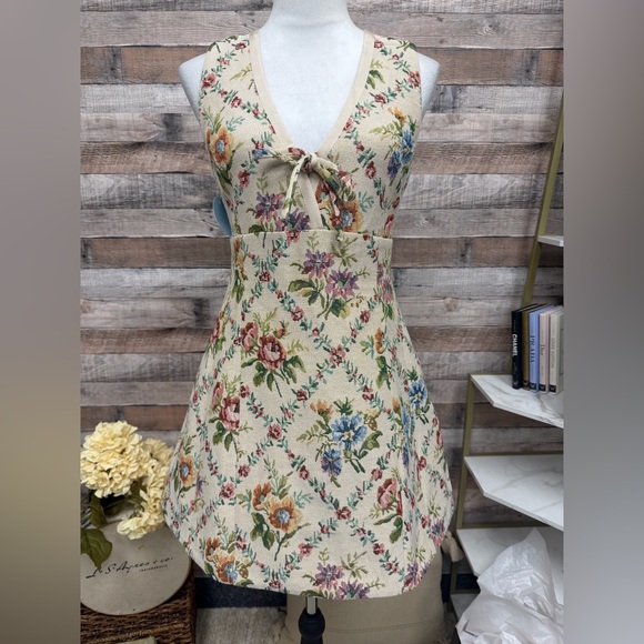 Hill House Dresses & Skirts - Hill House Beige Floral Mini Dress